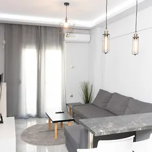 https://luxury-apartment-in-thessaloniki-centre.hotels-of-thessaloniki.com