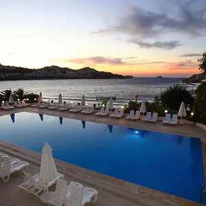 Cactus Mirage Family Club Resort